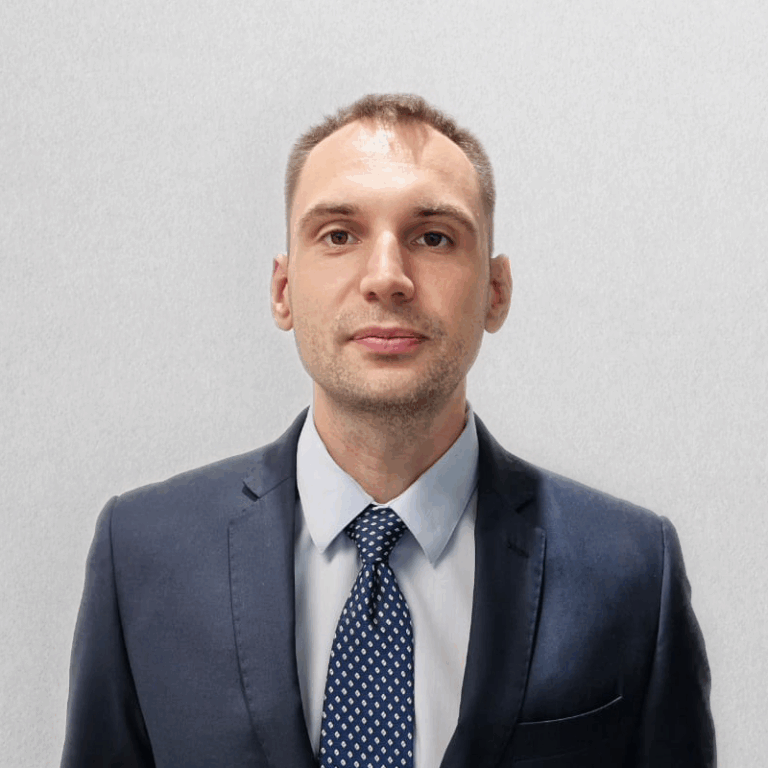 Денис Абрамов